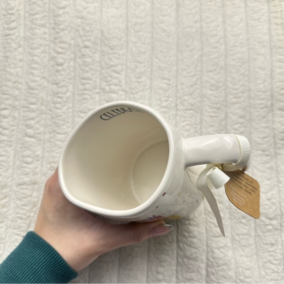 Rae Dunn Mug - PRICE FIRM - Picture 6 of 9